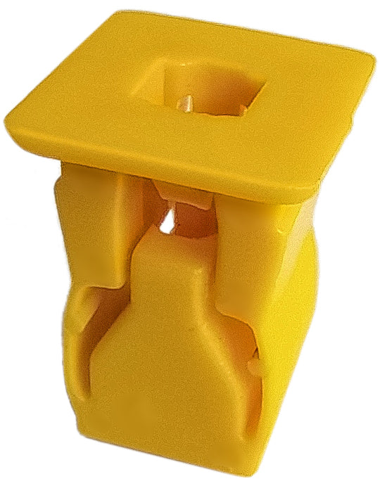 10 02412 Madrevite in plastica
FIAT AUTOBIANCHI ALFA ROMEO
11X21 T15